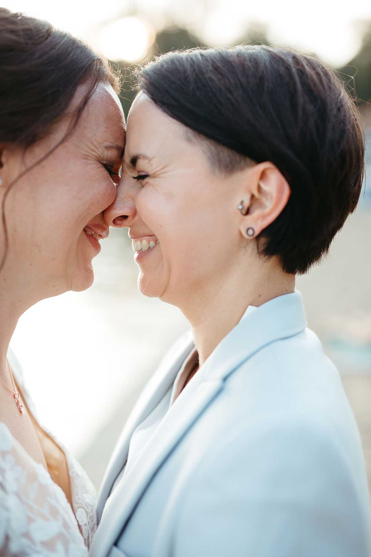 Hochzeitsreportage Strandbad Wendenschloss – romantische Fotos im Abendlicht